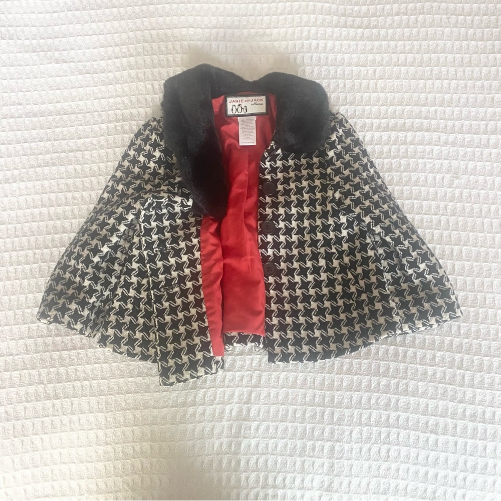 Janie and Jack Collection Black and White Houndstooth faux fur Cape 18-24M